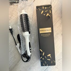 Brand New/Never Used Wavytalk White Hot Air Round Brush - Smooth Volume Styler